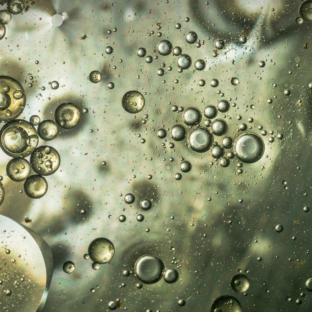 Green bubbles cleanser